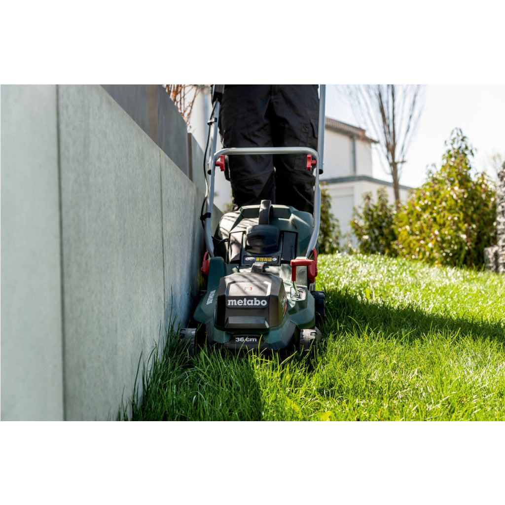 Косачка акум. 36cm 45L METABO RM 36-18 LTX BL 36 SOLO - снимка 3