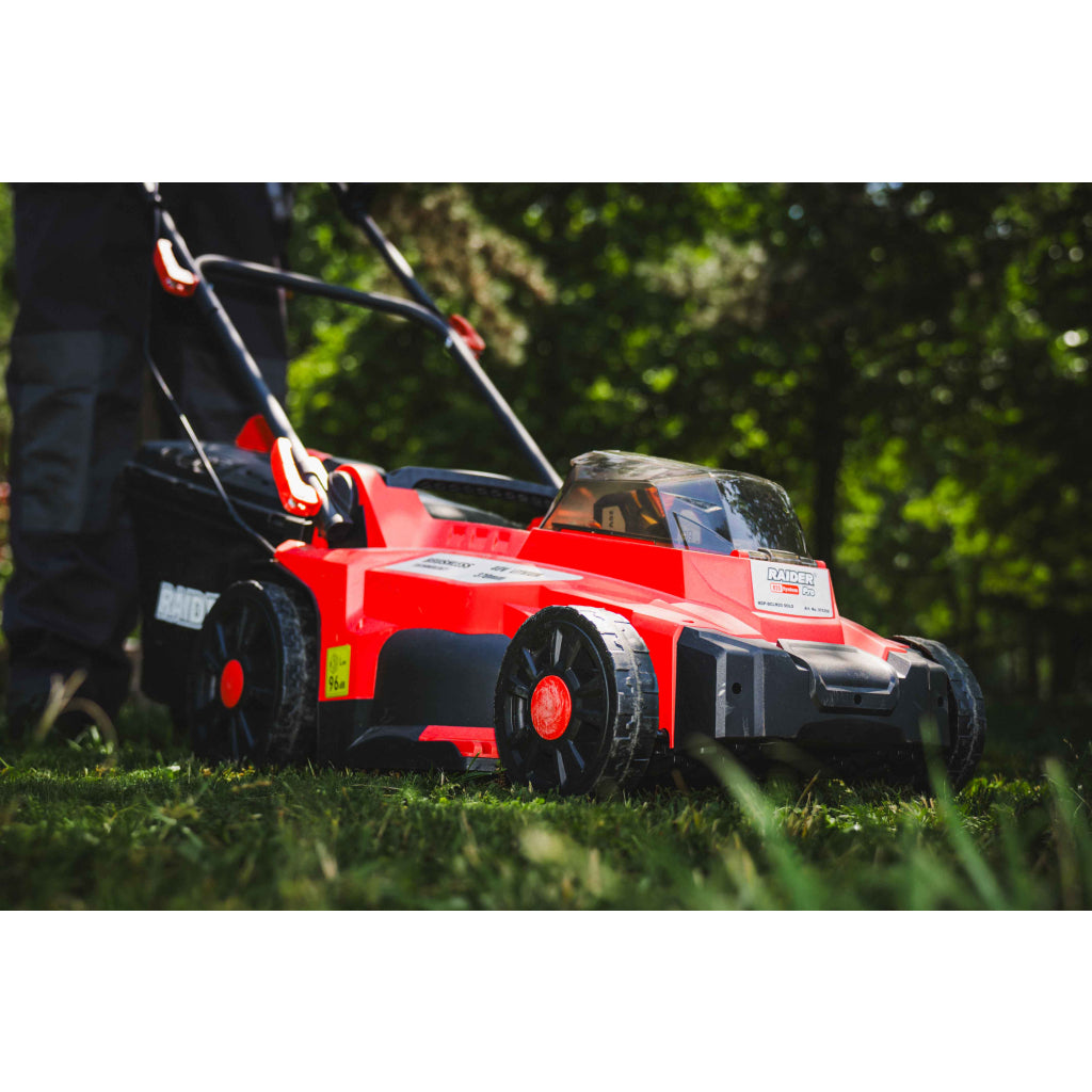 R20 Косачка безч. 40V 37cm 35L 6нива Solo 300m2 RAIDER PRO RDP-BCLM20 - снимка 5