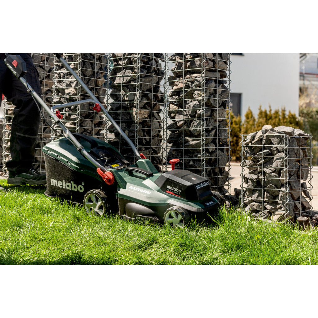 Косачка акум. 36cm 45L METABO RM 36-18 LTX BL 36 SOLO - снимка 6