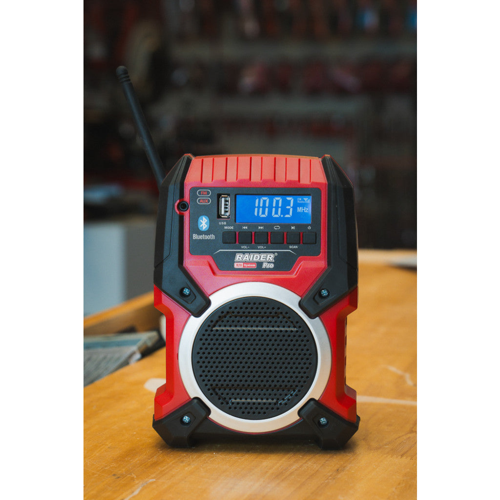 R20 Радио 20W USB Solo RAIDER PRO RDP-PRS20 - снимка 7