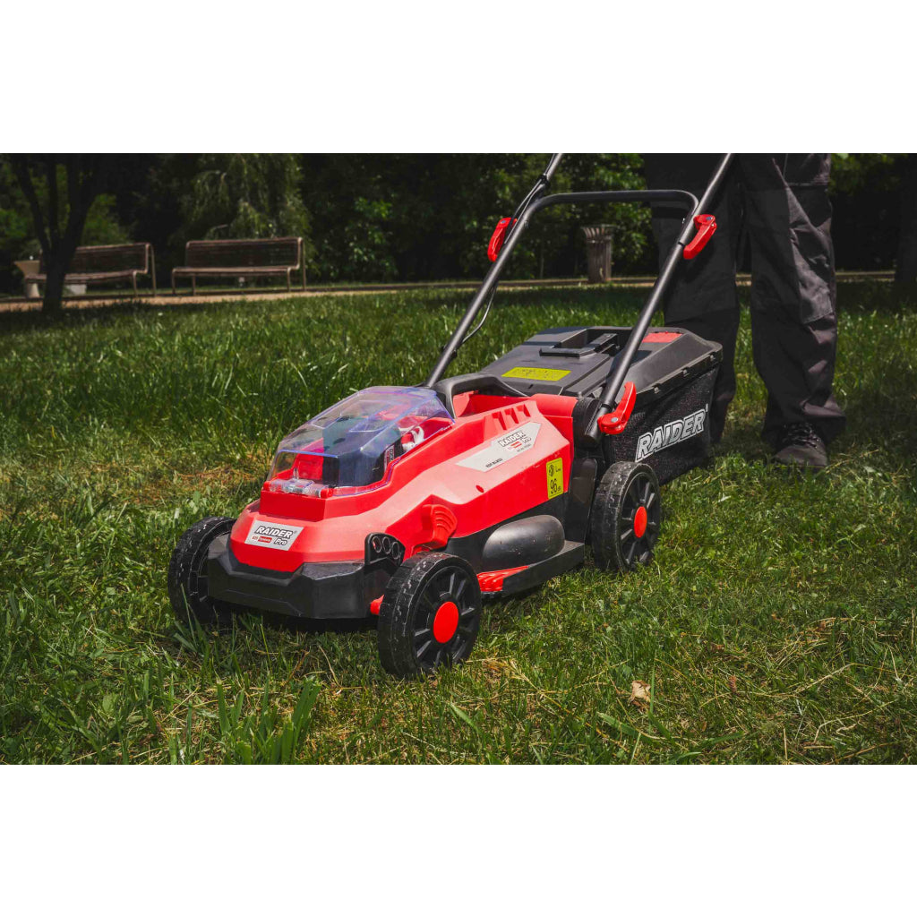 R20 Косачка безч. 33cm 35L 5нива Solo 150m2 RAIDER PRO RDP-BLM20 - снимка 11
