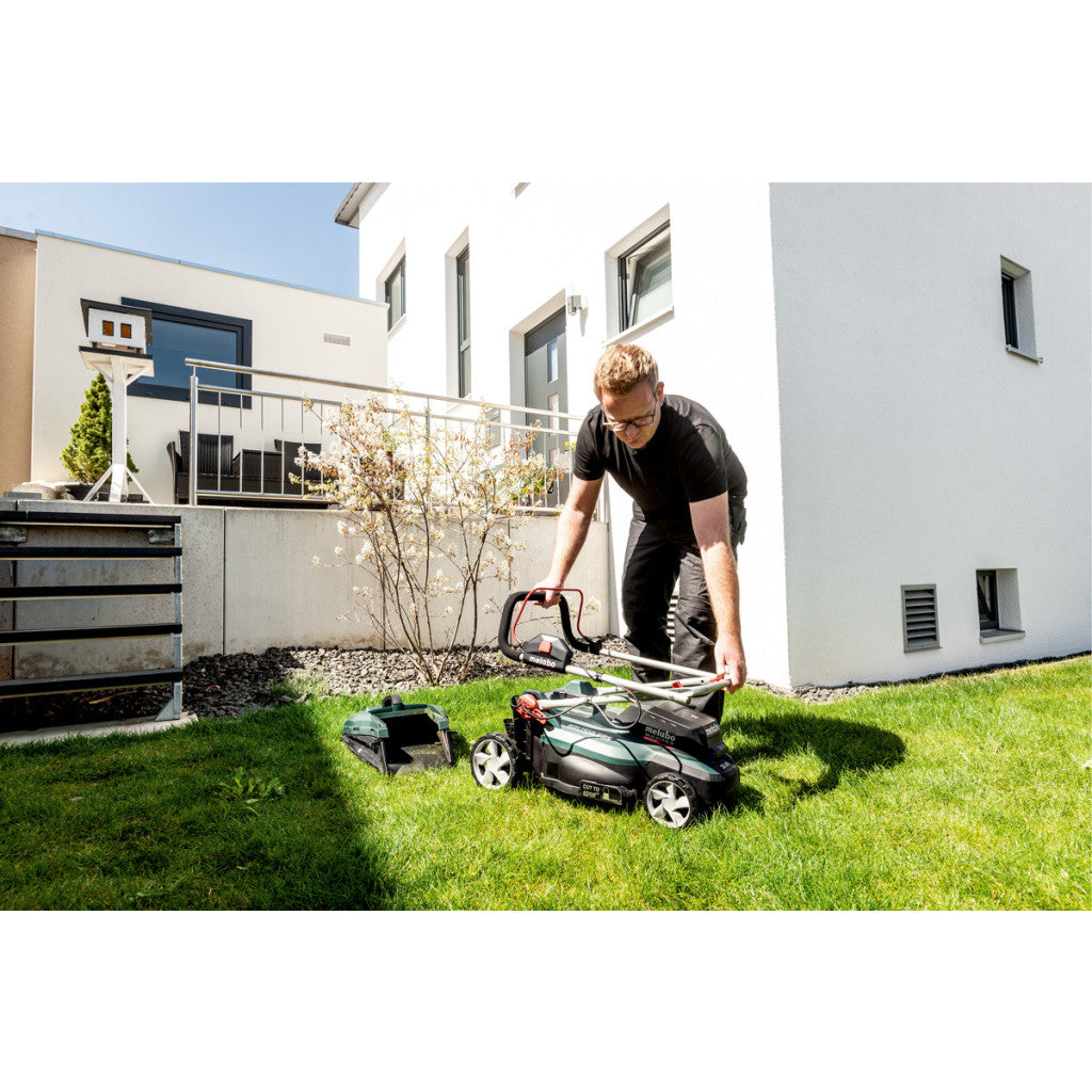 Косачка акум. 36cm 45L METABO RM 36-18 LTX BL 36 SOLO - снимка 13