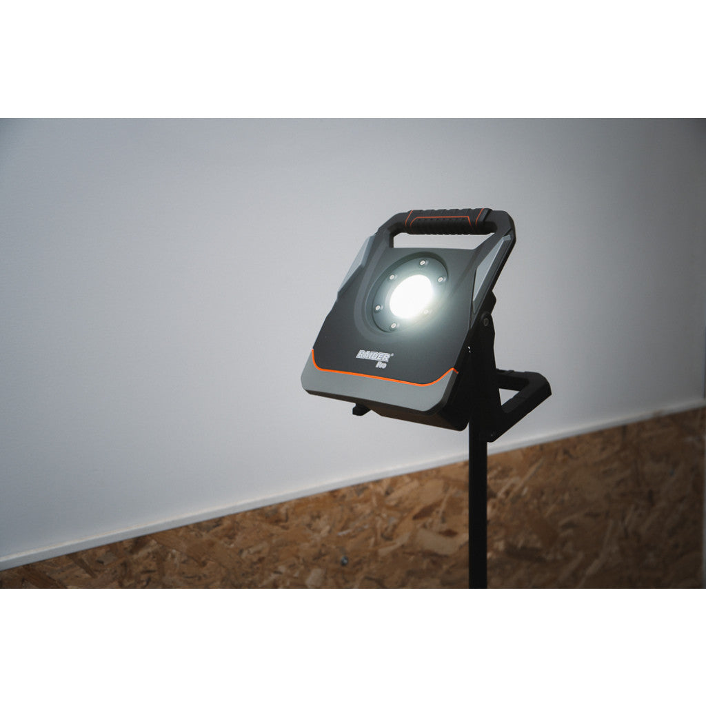 R20 Лампа работна 45W 5000lm Dimmer USB AL Solo RAIDER PRO RDP-ZWL20 - снимка 14
