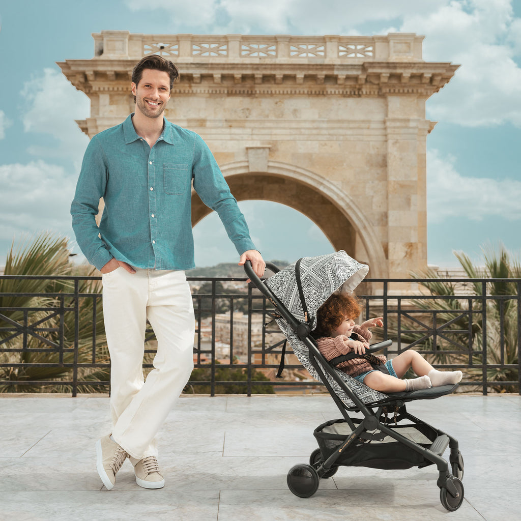 Kinderkraft PILOT 2 бебешка количка BIZUU Lunar Black