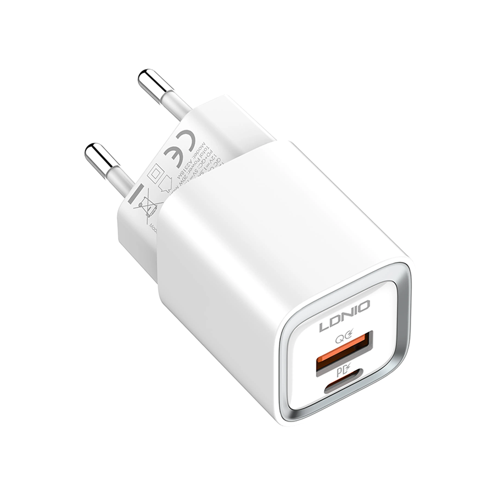 Мрежово зарядно устройство LDNIO A2318C, 20W, 1 x Type-C F, 1 x USB F, PD, QC, С Lightning кабел, Бял - 40290