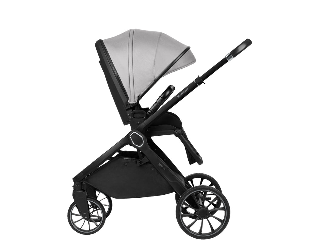 Комбинирана количка 2в1 с кош за новородено Tiffany Light Grey 2024 - снимка 5